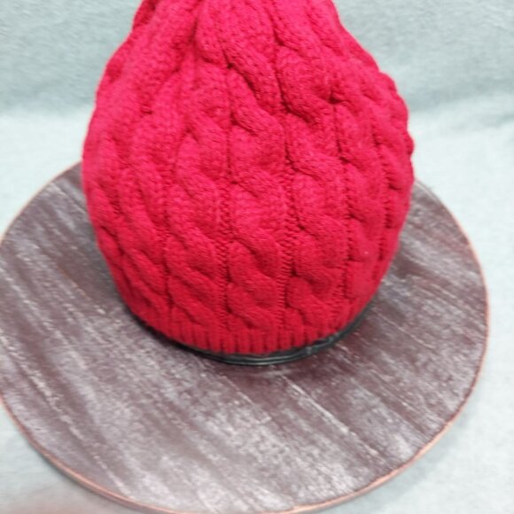 Red Cable Knit Beanie Hat By Richardson - Picture 3 of 6